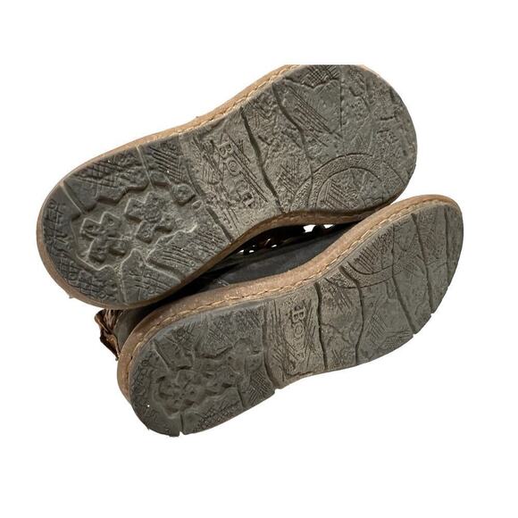 Born Women’s Temple Dark Gray Distressed Leather Ankle Boots Size 6 - Picture 5 of 5